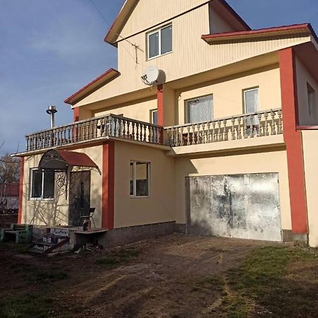 Khutorok Svergio Chesnovka Εξωτερικό φωτογραφία